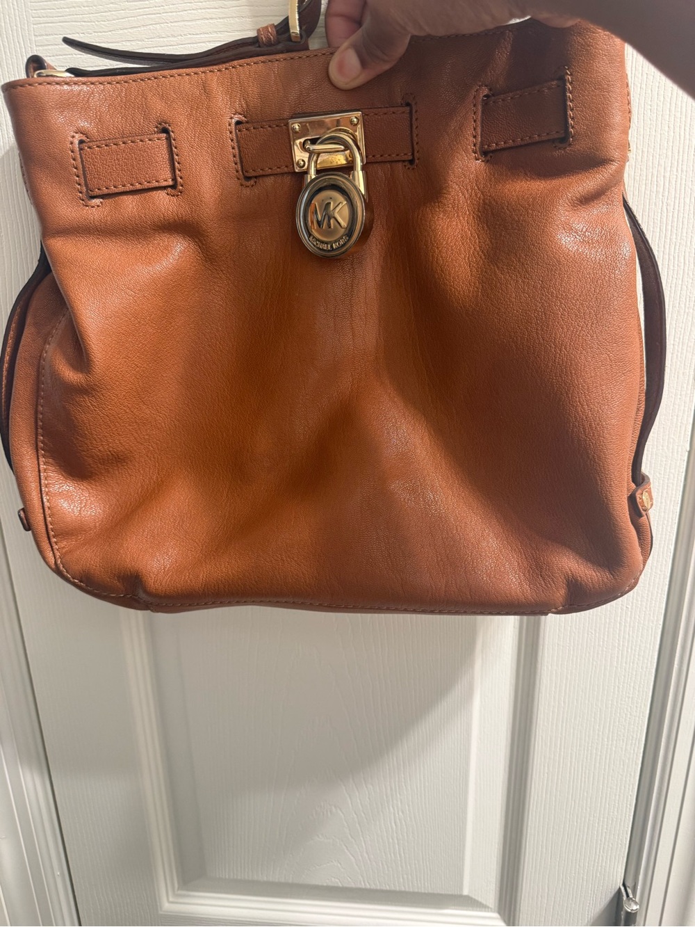 Michael Kors Tan Leather Shoulder Bag with Gold Hardware